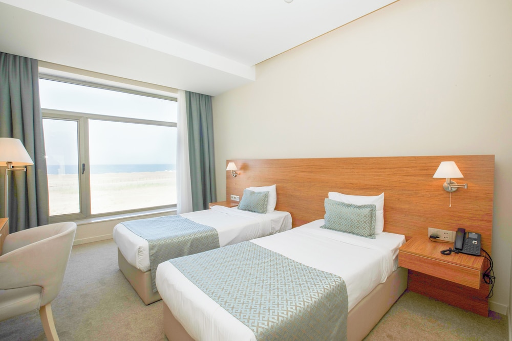 STANDARD, TWIN BEDS, SEA VIEW