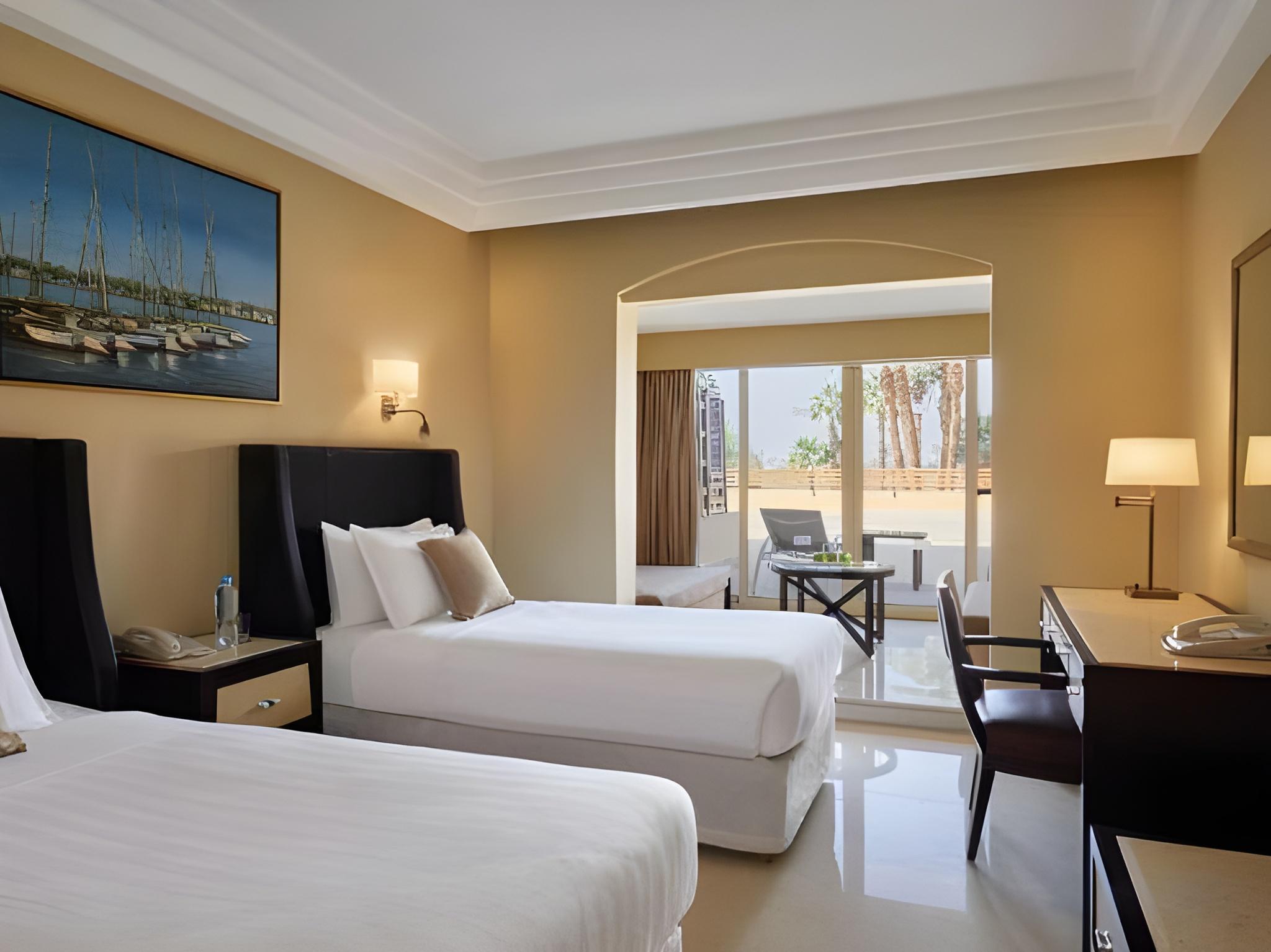 Plus, Deluxe, 1 Double and 1 Single Bed, River View