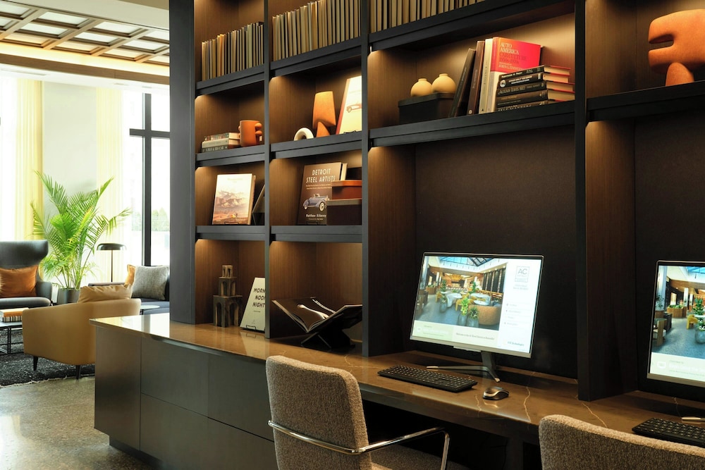 AC Hotel by Marriott Detroit at the Bonstelle 50/54