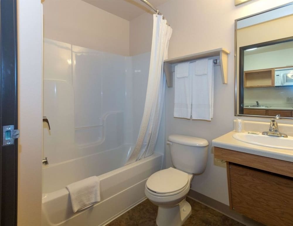 WoodSpring Suites Grand Junction 17/19