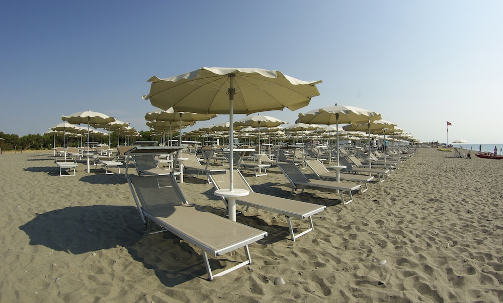 SIRA RESORT 3/71
