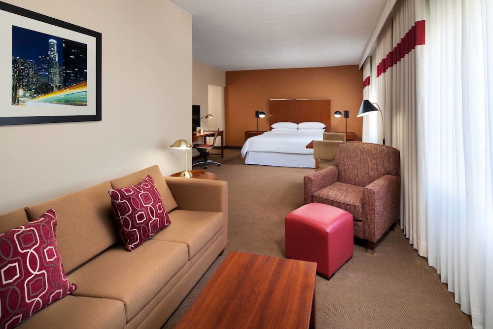 Four Points by Sheraton Los Angeles International Airport 19/33