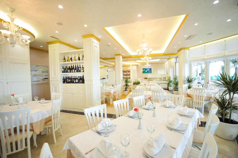 Iliria Internacional Hotel 33/50
