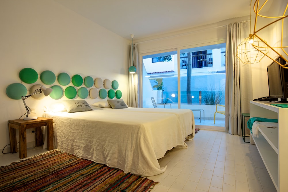 AMA Ibiza Beachfront Suites - Adults Only 18/64