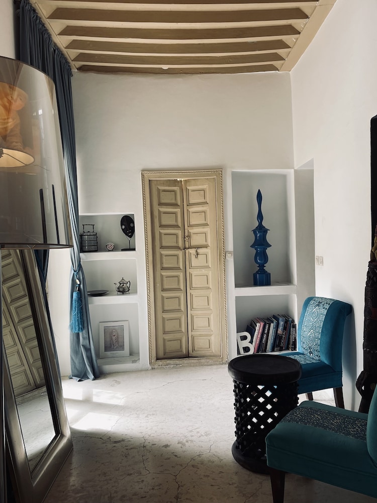 Riad 144 37/50