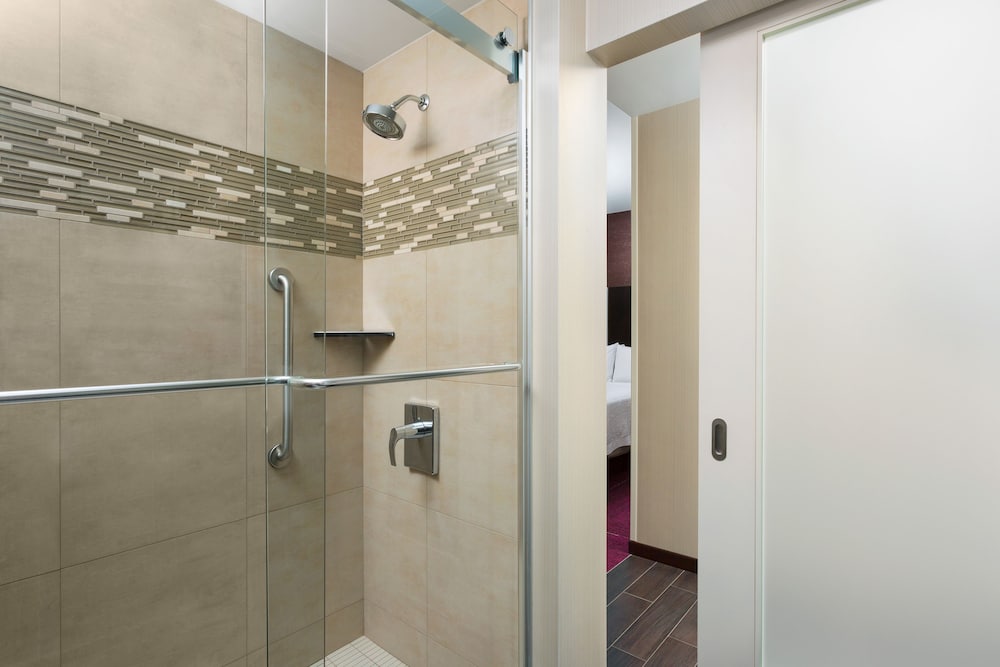 Hampton Inn Manhattan Times Square Central 16/43