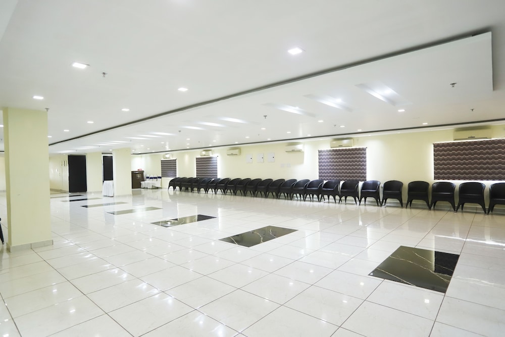 HOTEL RADHIKA REGENCY 21/50