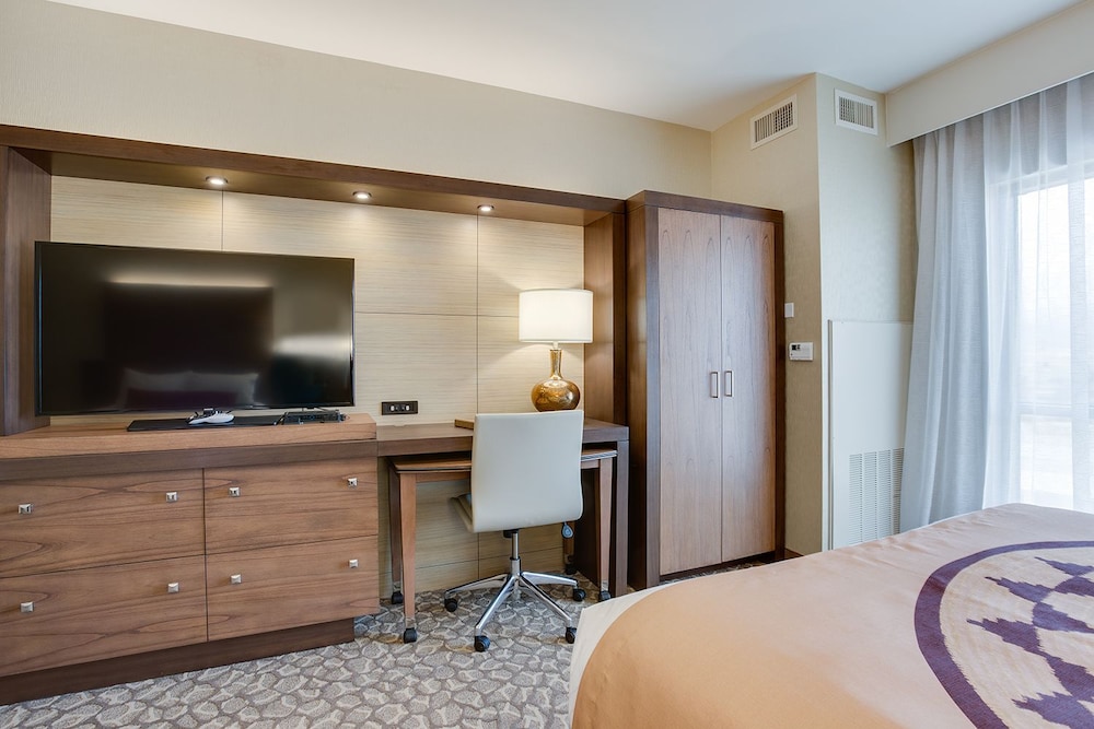 Cliff Castle Casino Hotel 54/63