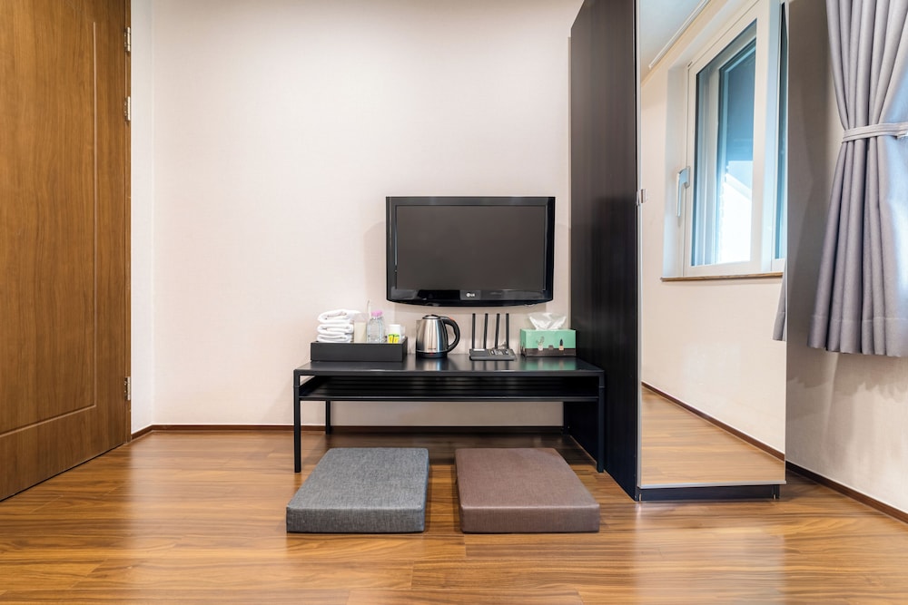 Soo Song Guest House 65/78
