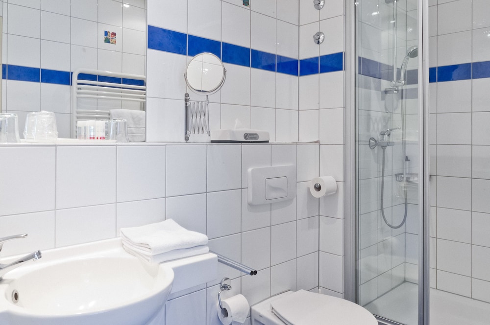 Arthotel ANA Petite 42/45