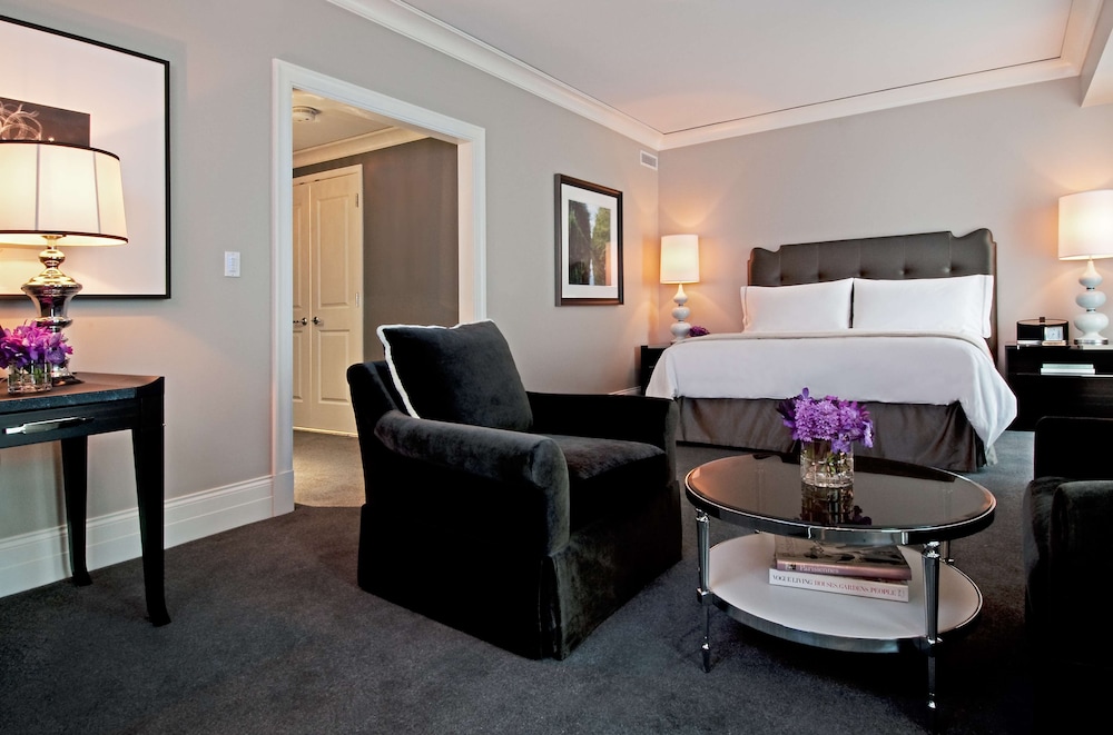 Waldorf Astoria Chicago 60/99