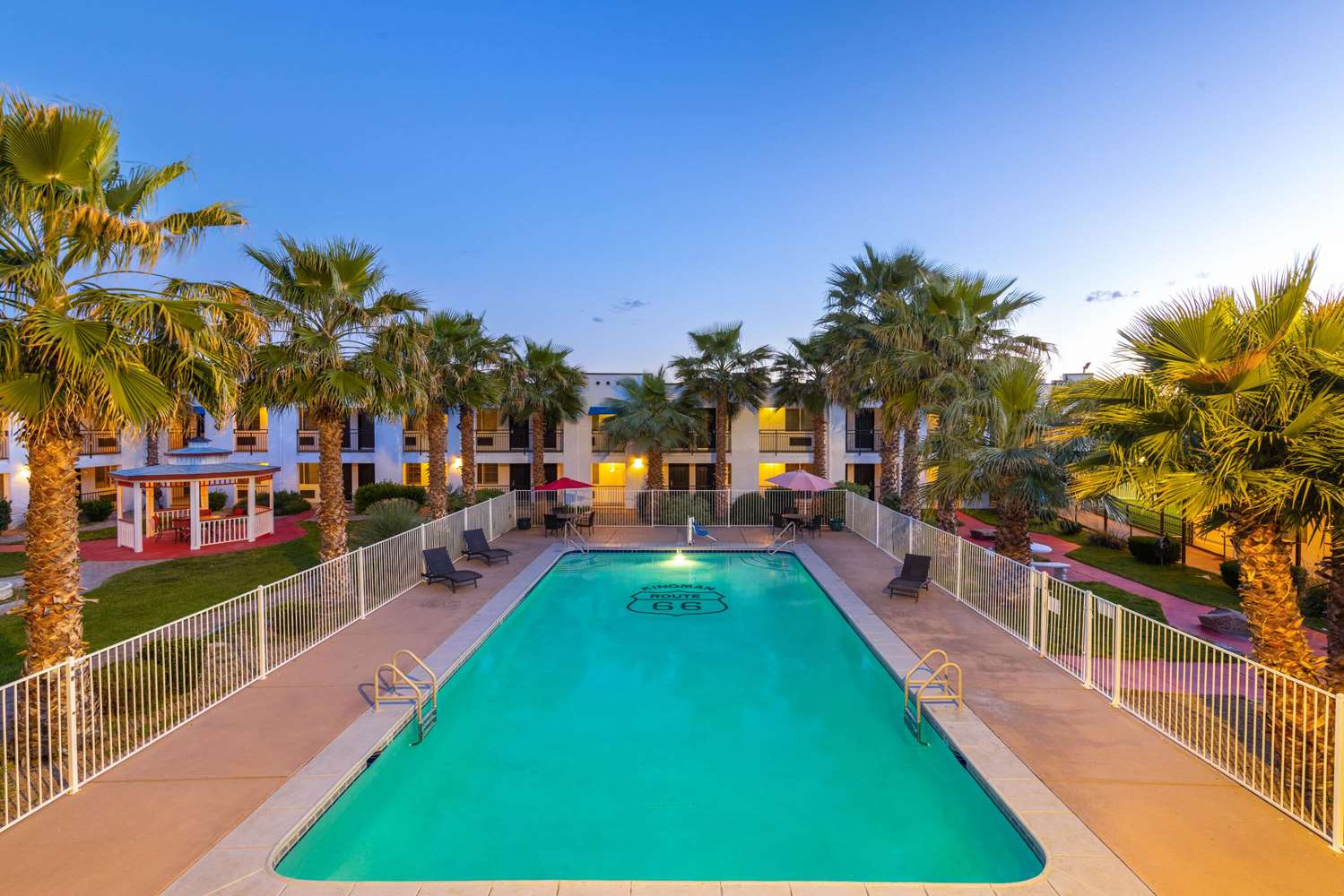 Ramada By Wyndham Kingman 36/52
