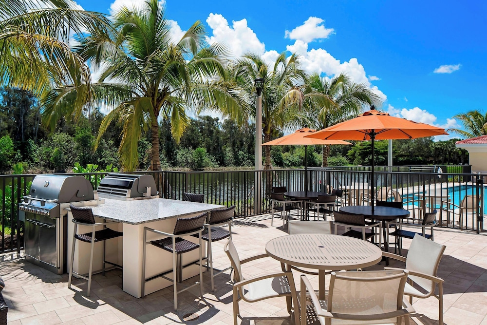 TOWNEPLACE SUITES BY MARRIOTT FORT MYERS ESTERO 35/50