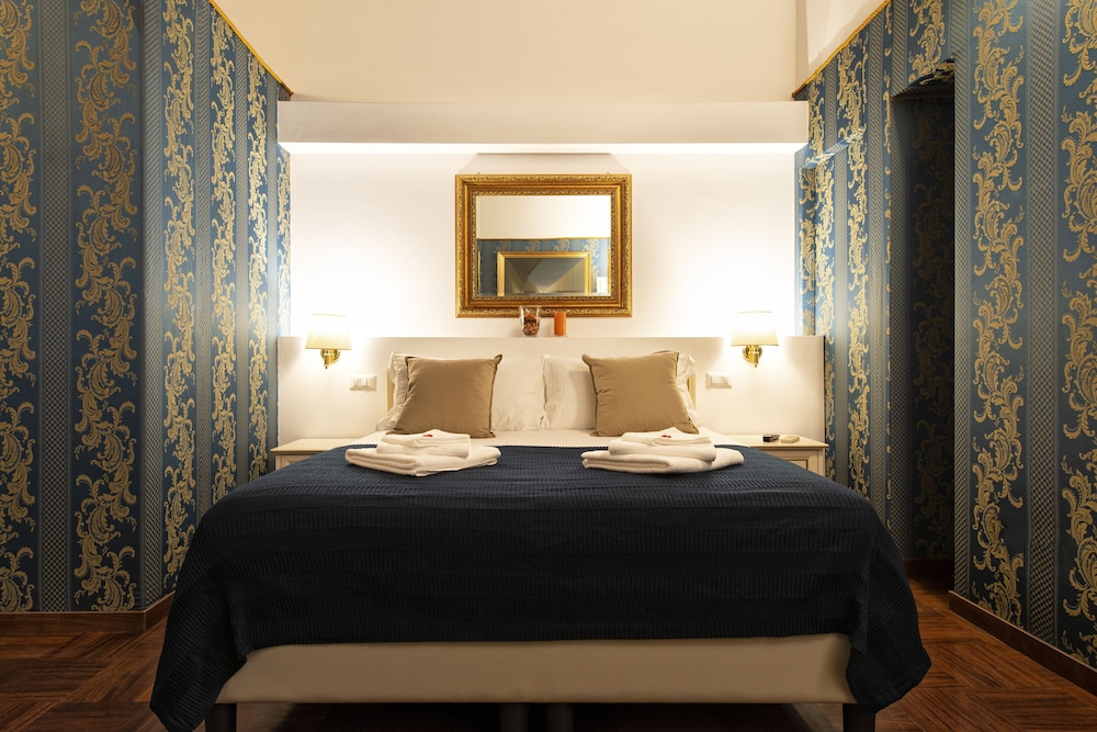 Canova Rooms 15/42