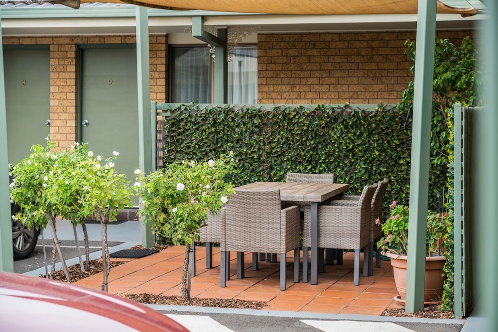 Garden City Motor Inn 39/53