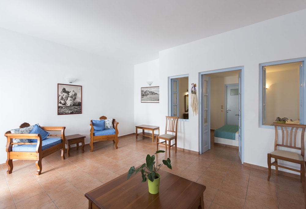 Kastro Suites 54/78
