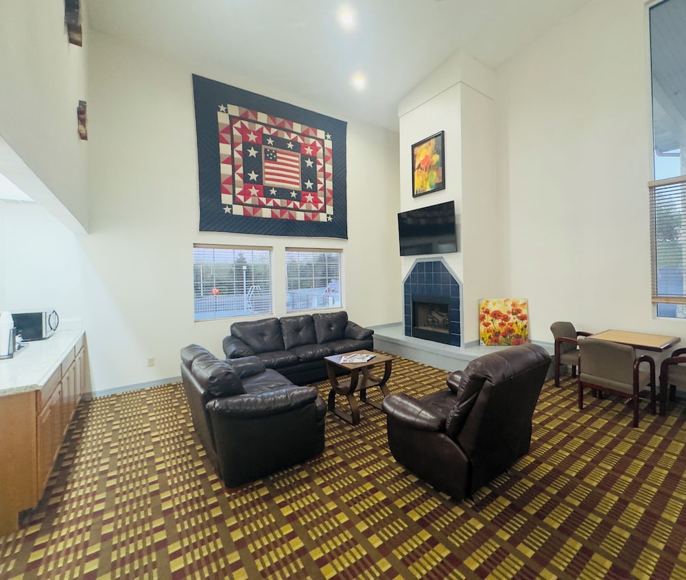 Scenic Hills Inn 36/55