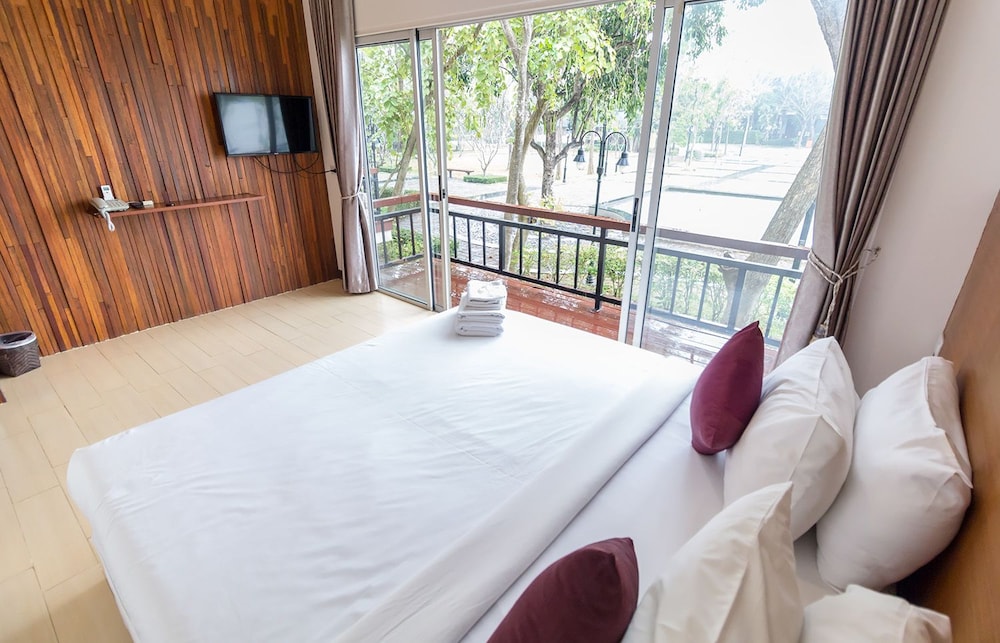 Baan Tai Had Resort and Water Sports 14/50
