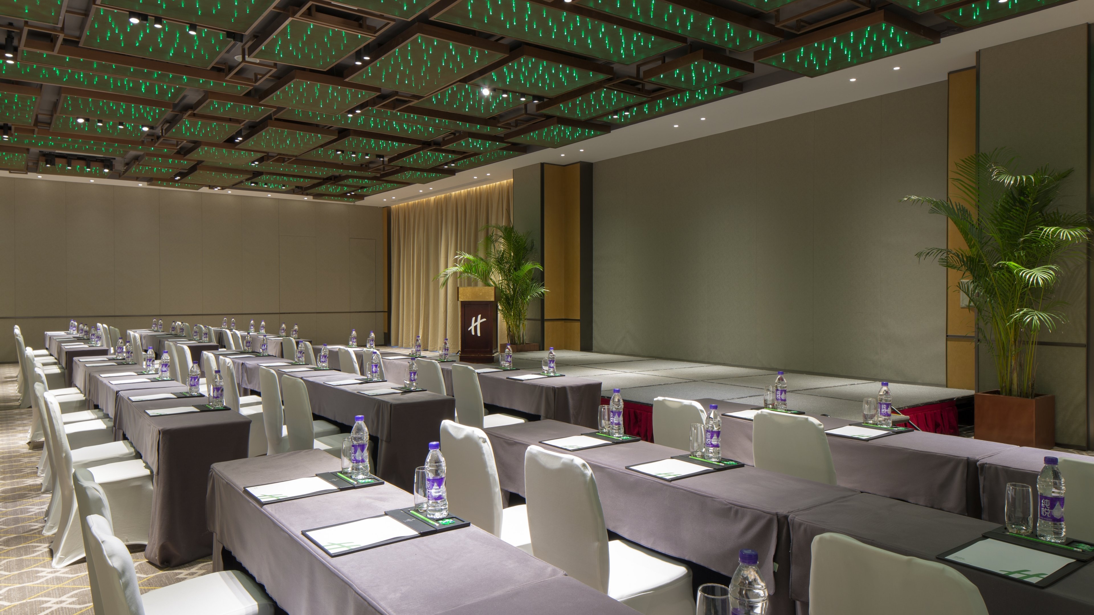 Holiday Inn Hotel And Suites Tianjin Downtown 41/47