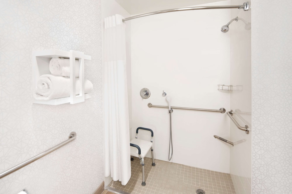 Hampton Inn and Suites St. Augustine-Vilano Beach 14/42