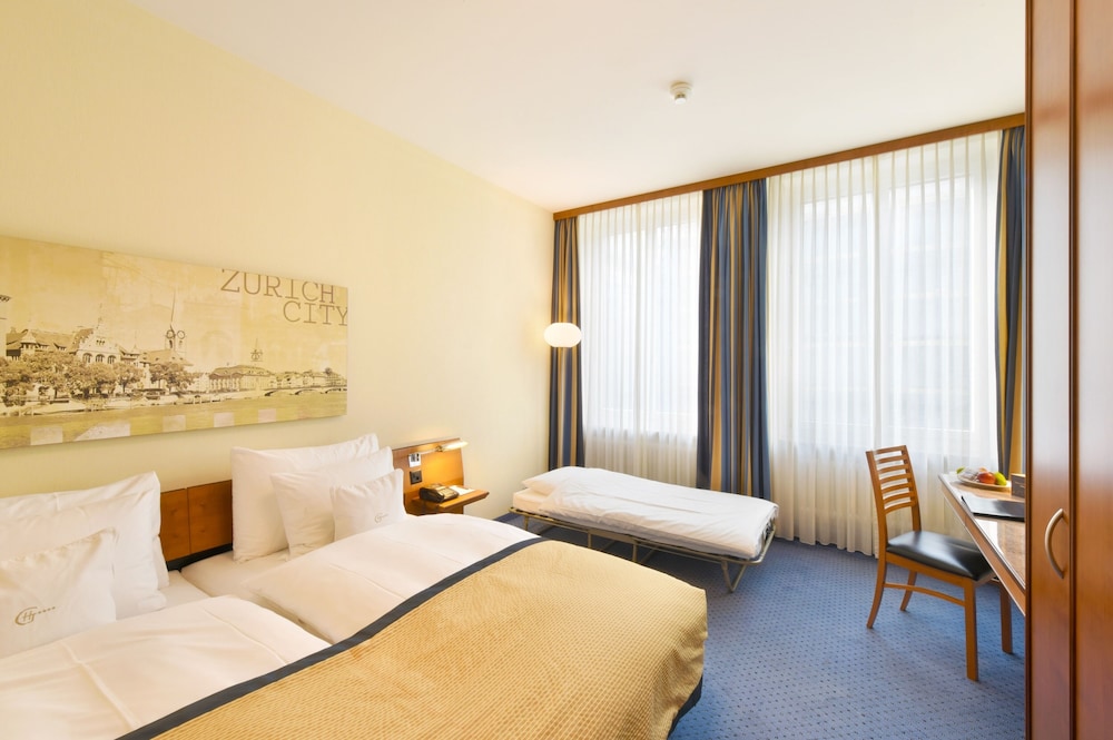 Hotel Glarnischhof 14/65