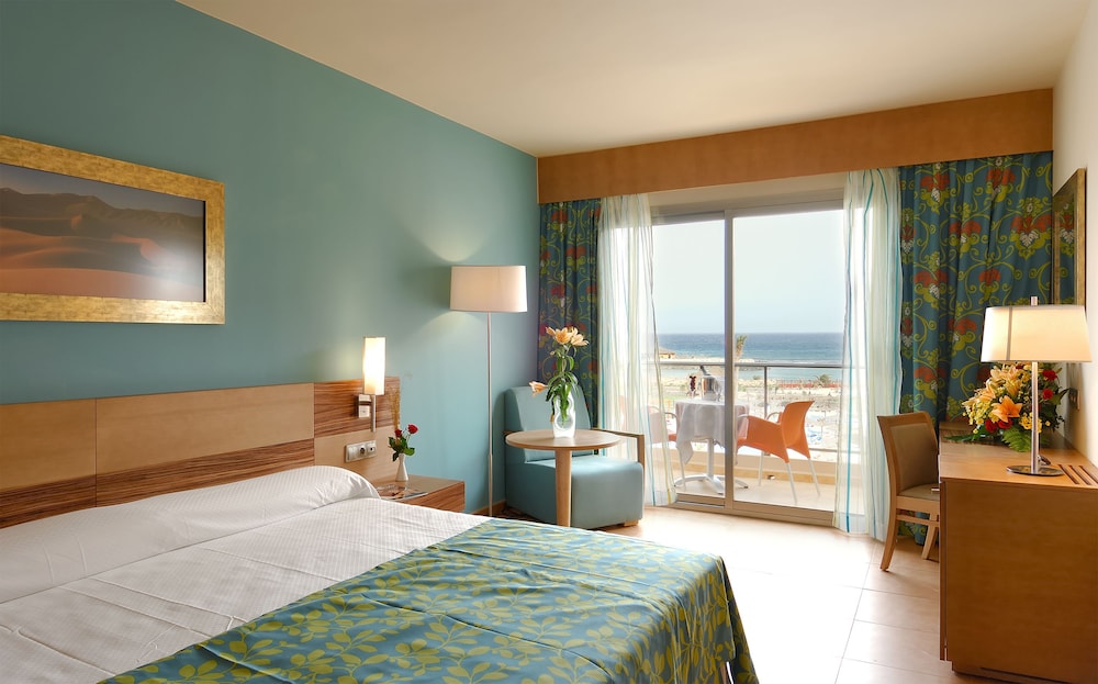 Elba Carlota Beach & Convention Resort 25/72