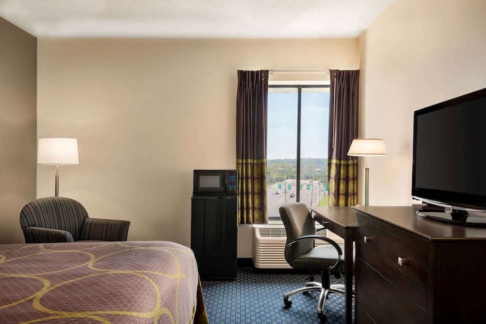 Super 8 By Wyndham Liverpool Syracuse North Airport 21/24
