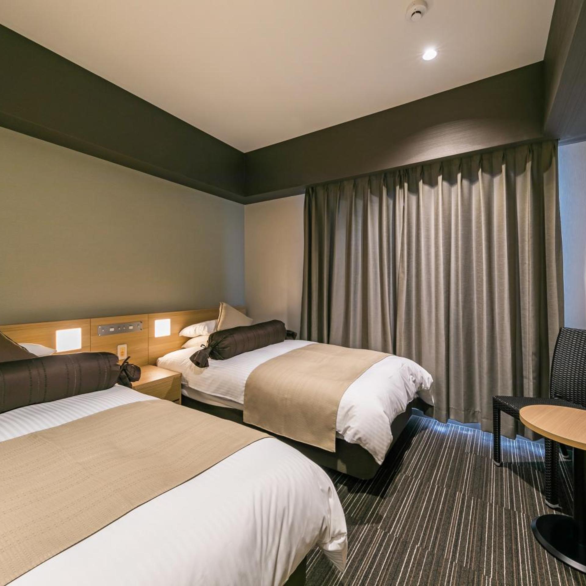 City, Twin Beds, Balcony, New Building