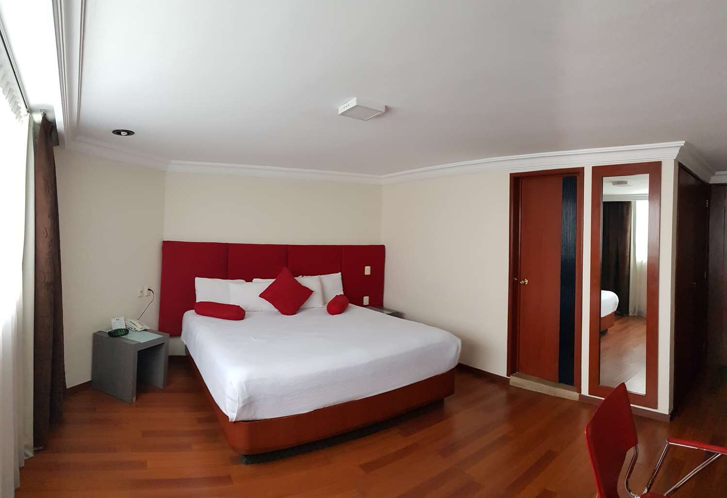 Best Western Plus Gran Marques 3/26