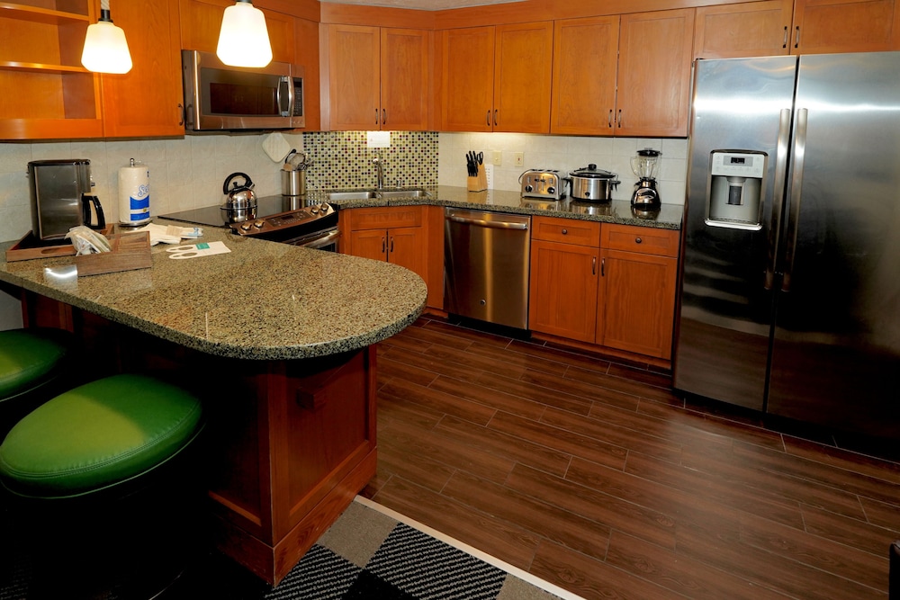 Heavenly Village Condos 48/67