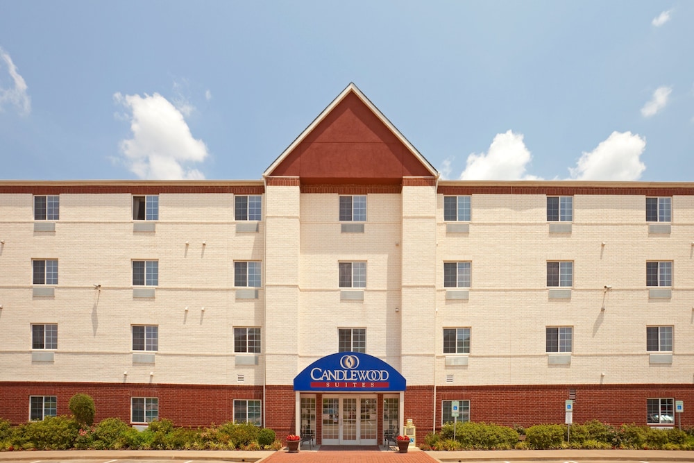 Candlewood Suites Tyler 1/54