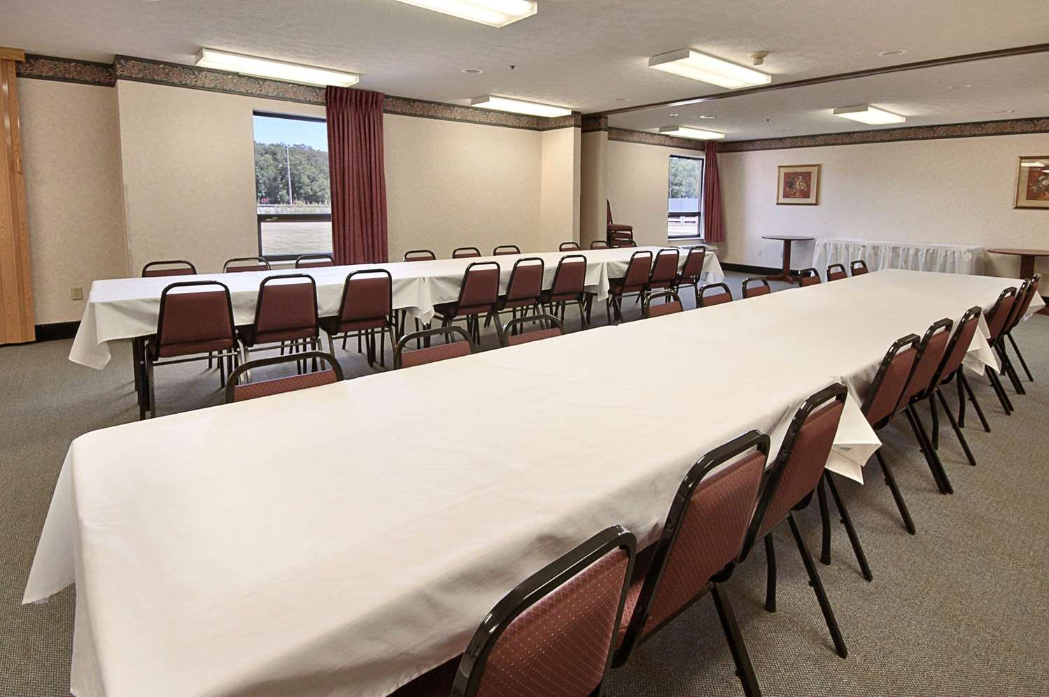 Ramada by Wyndham Strasburg Dover 26/31