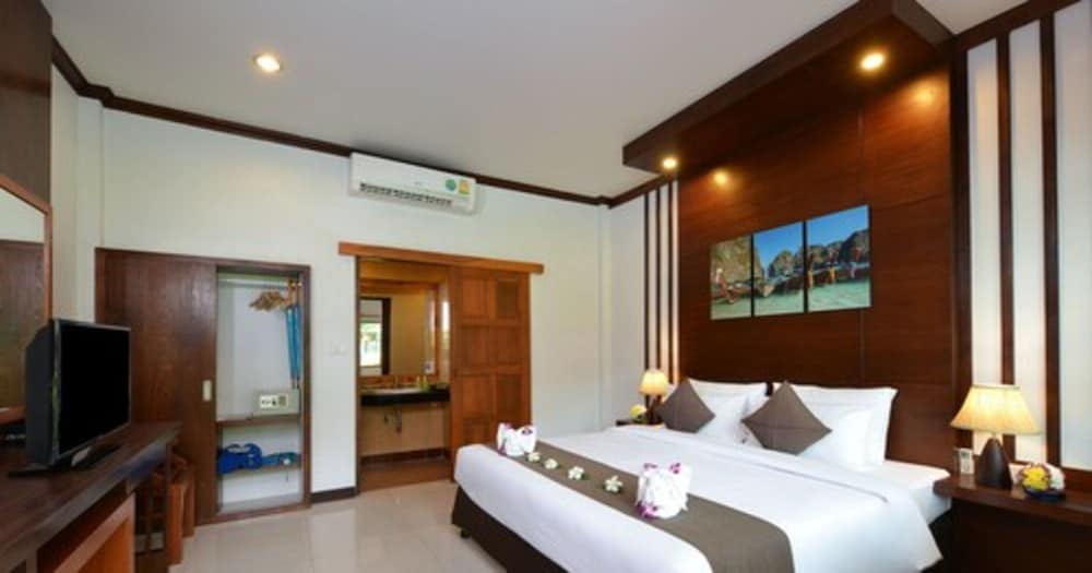 SUPERIOR, DOUBLE BED