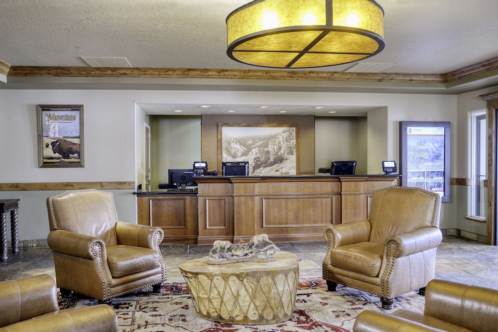 Yellowstone Park Hotel 13/61
