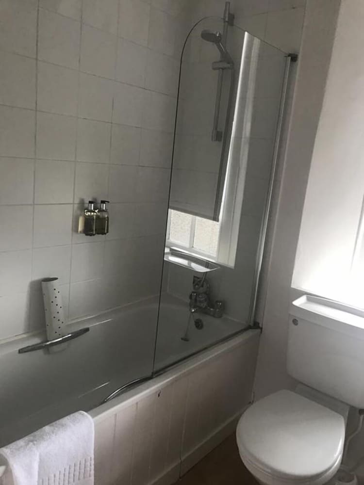 The White Hart Hotel 40/40