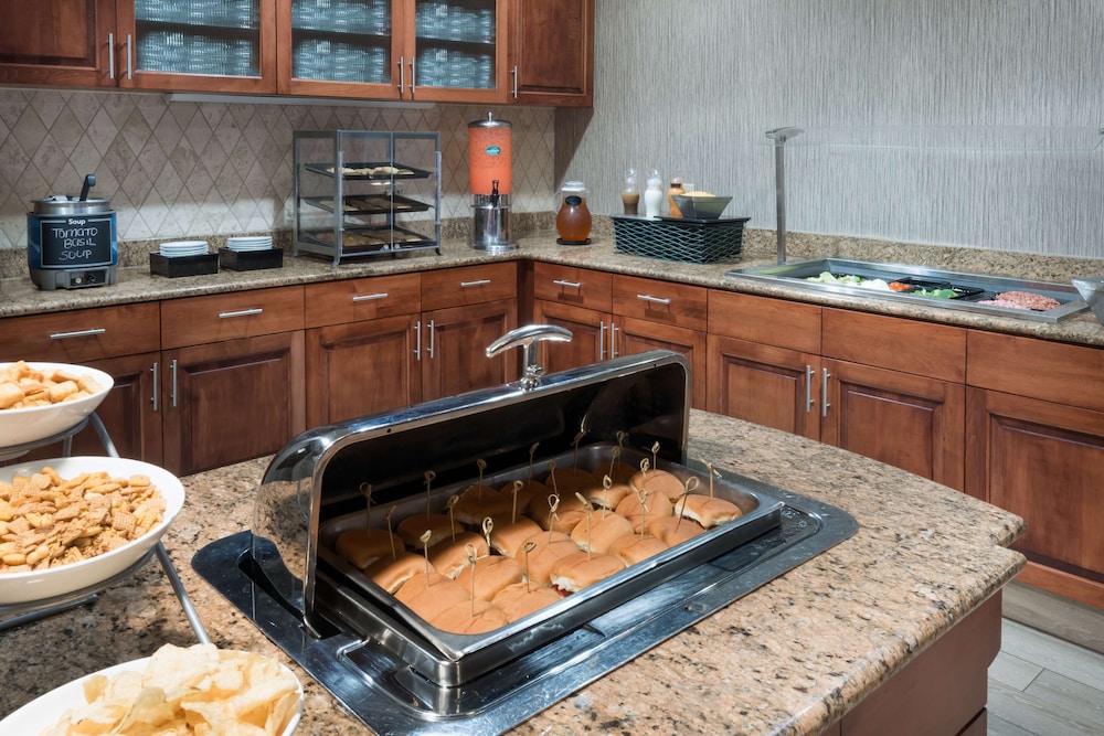 Homewood Suites by Hilton Cleveland-Beachwood 37/49