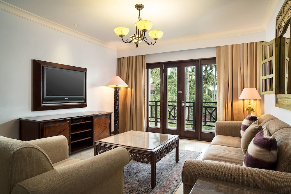 SHERATON SENGGIGI BEACH RESORT 34/75