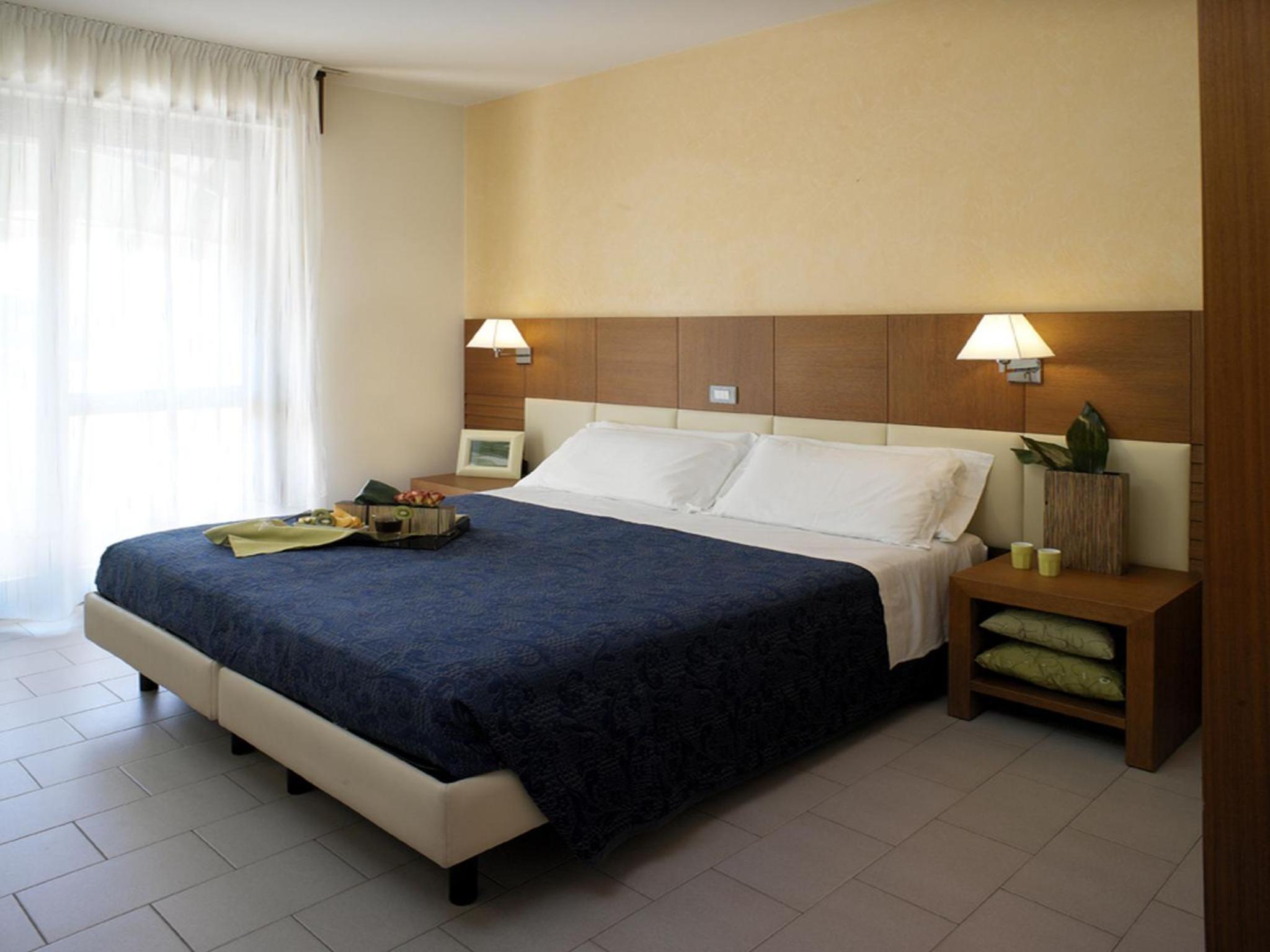 Hotel Poker 24/57