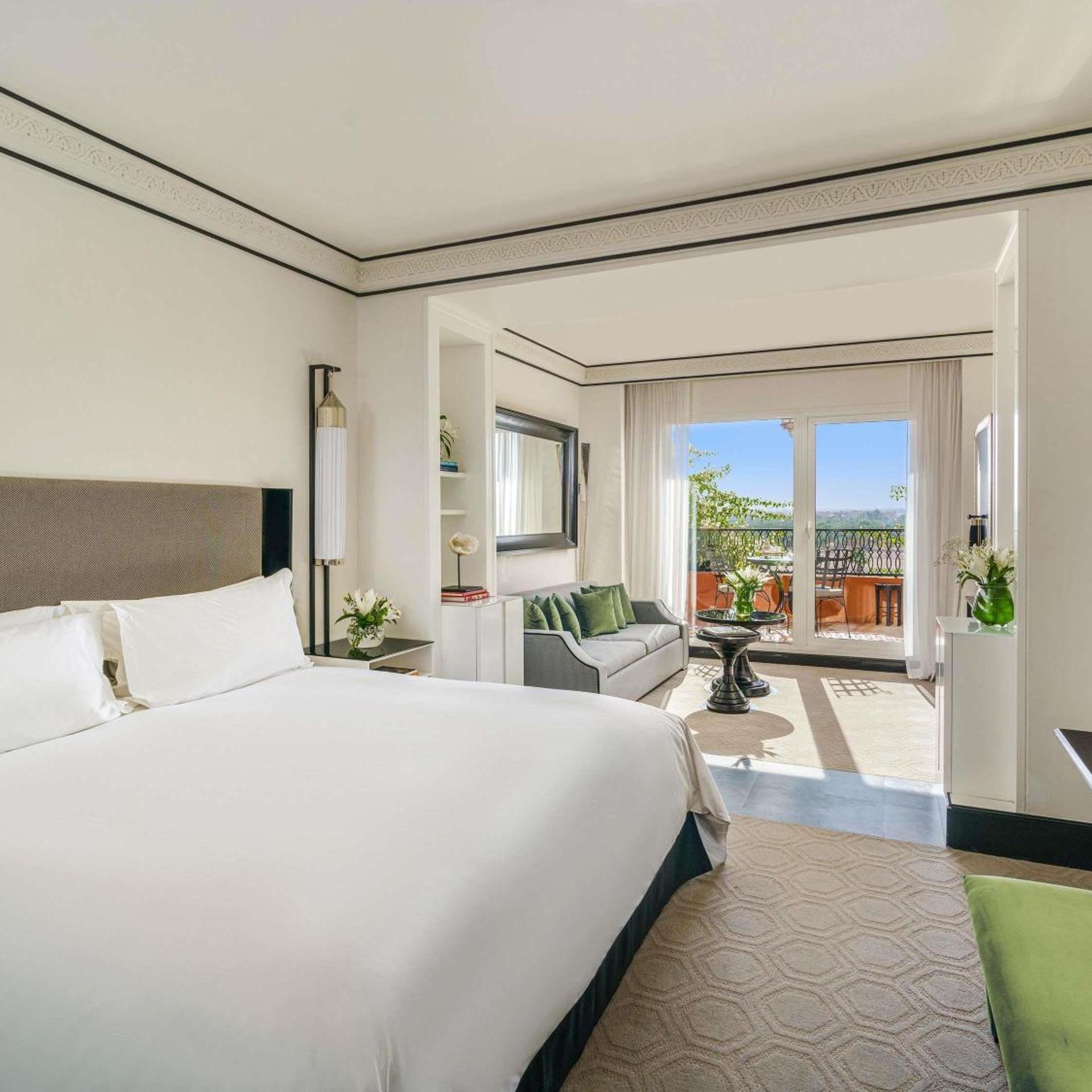 Junior Suite, Mountain and Pool View, Balcony