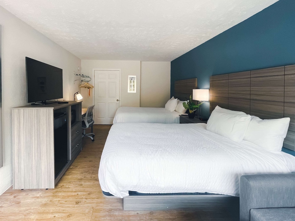 Baymont by Wyndham Lumberton NC 19/52