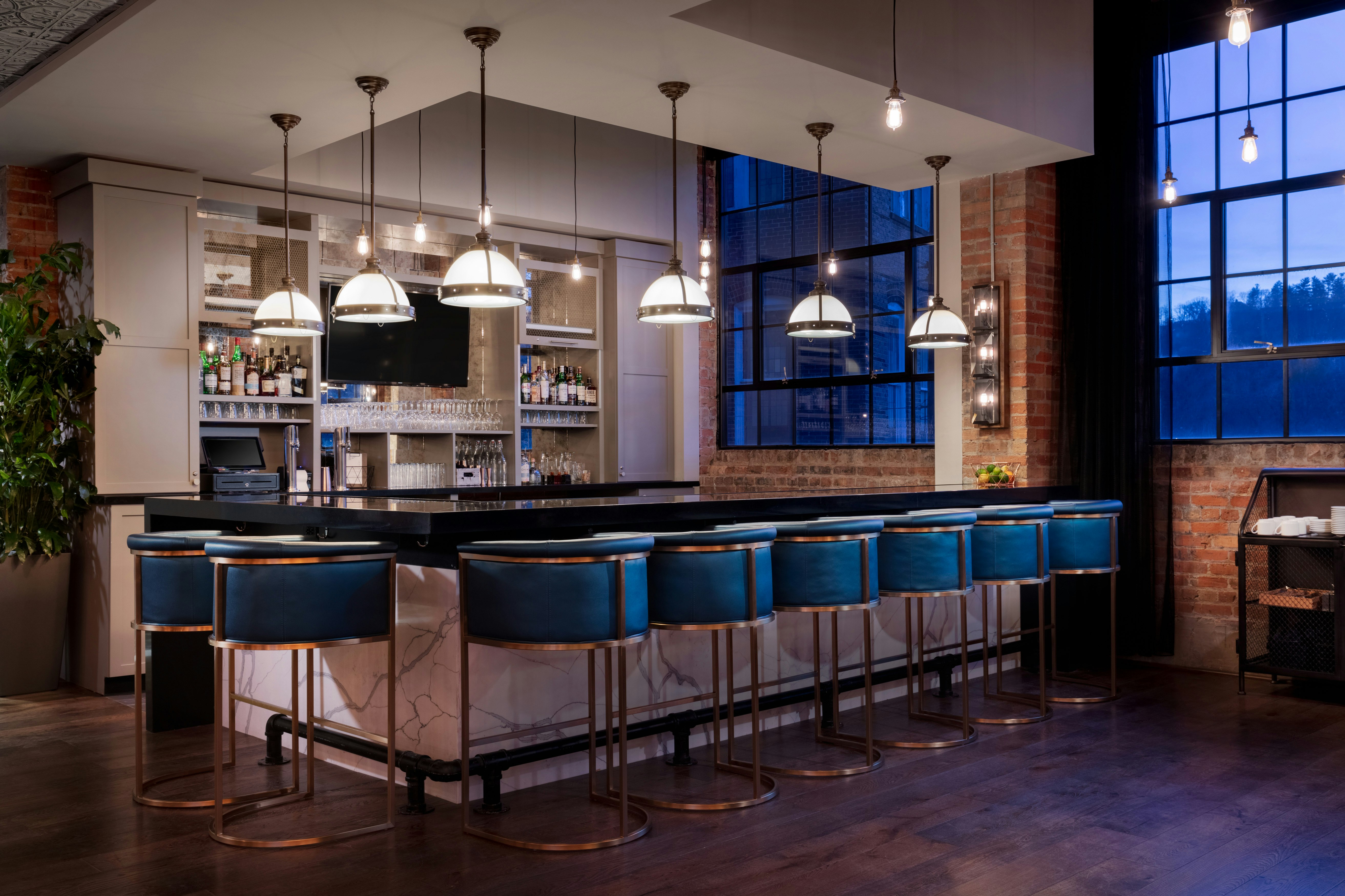 Foundry Hotel Asheville Curio Collection By Hilton 43/49
