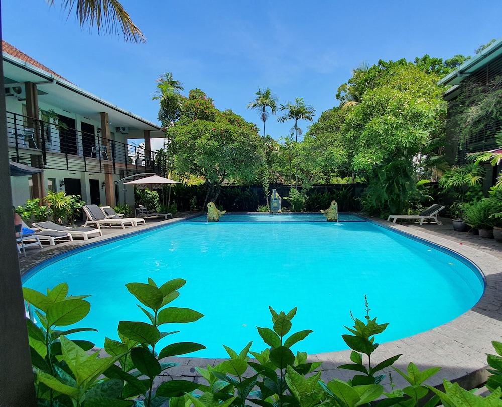 SANUR AGUNG HOTEL 76/77