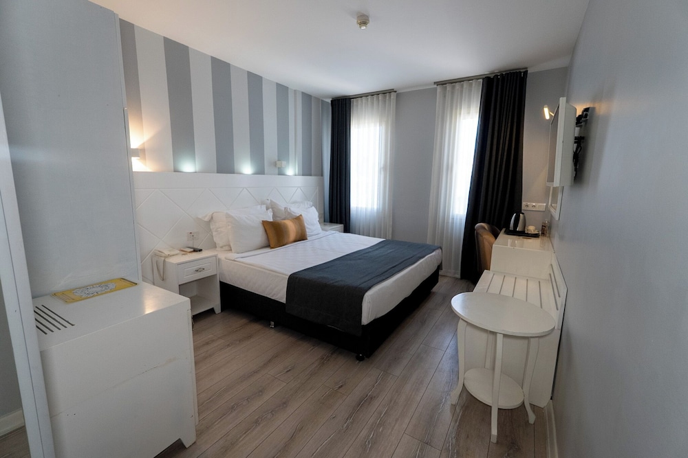 Economy, Double Bed