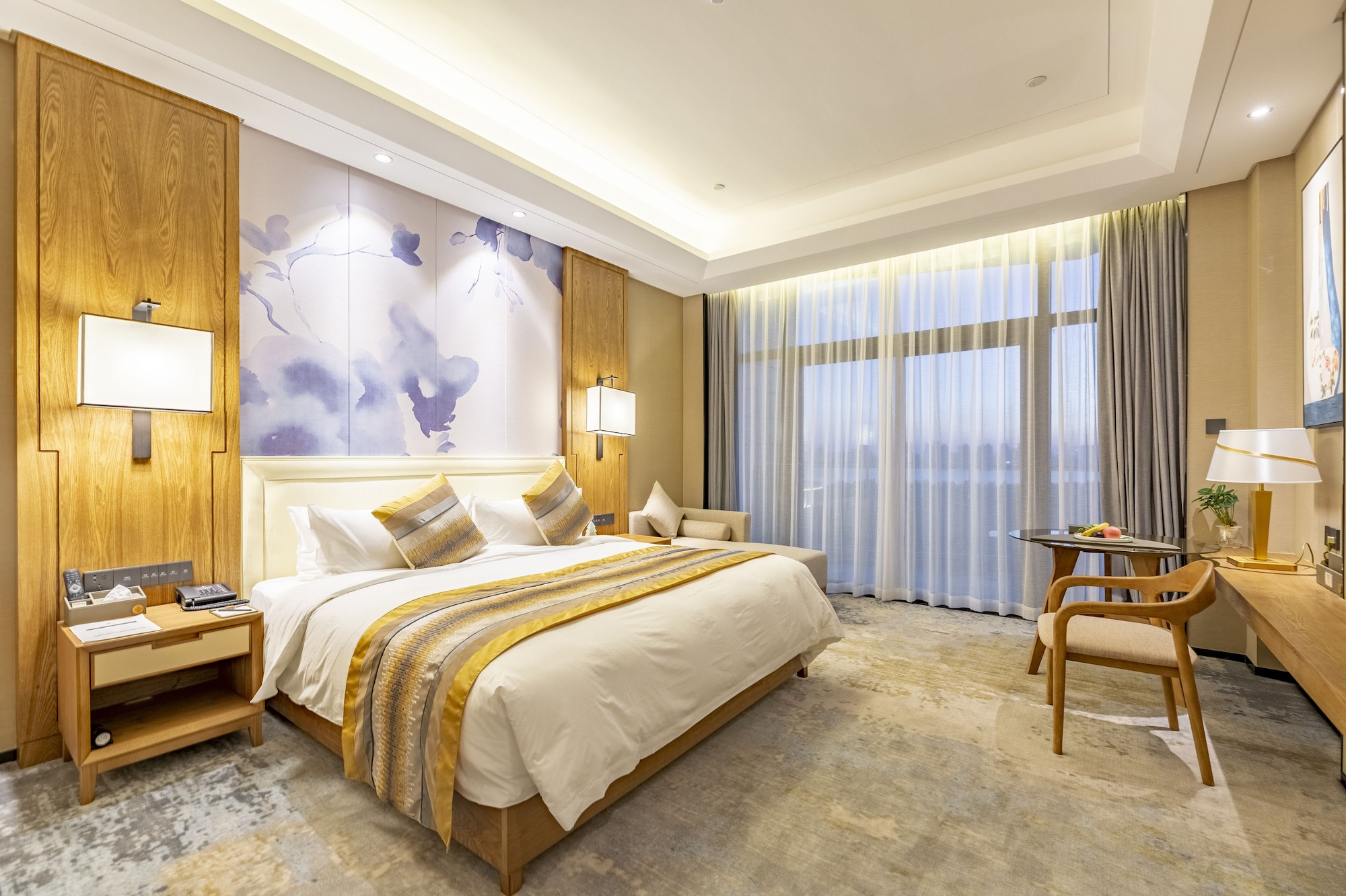 SUPERIOR, DOUBLE BED, LAKE VIEW