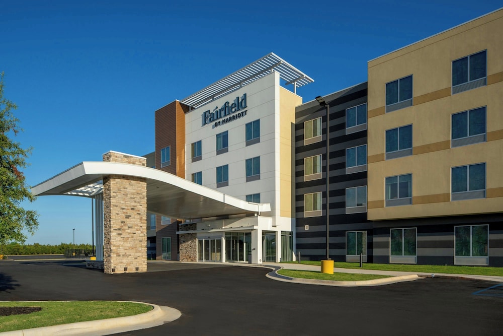 Fairfield by Marriott Inn and Suites Foley 25/27