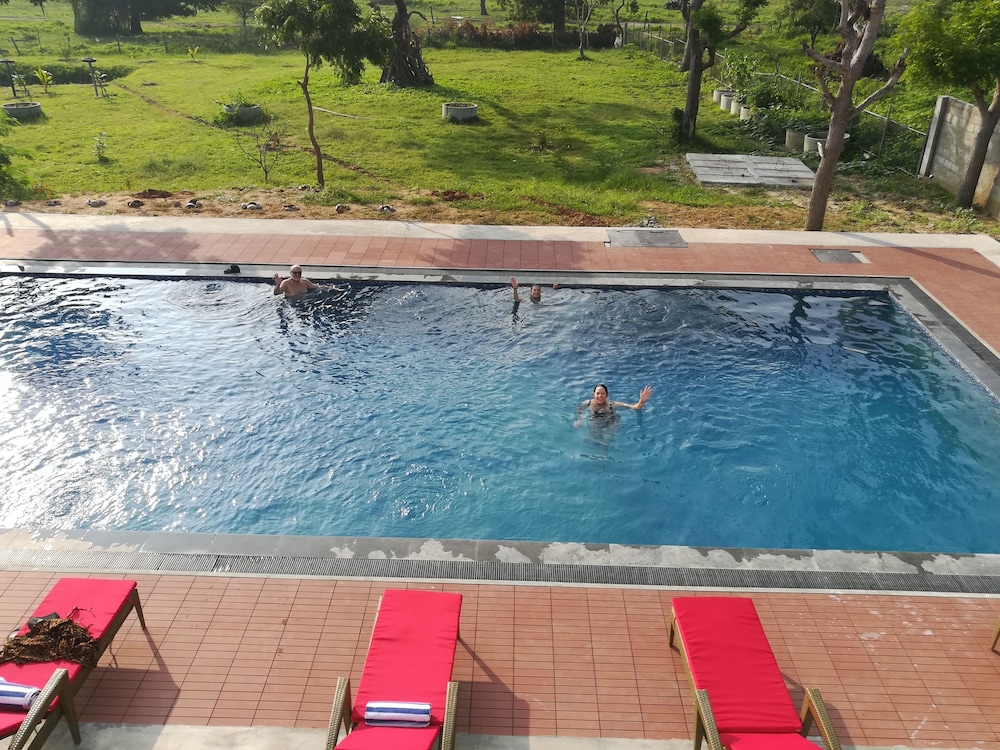 Flamingo Nature Resort 15/19