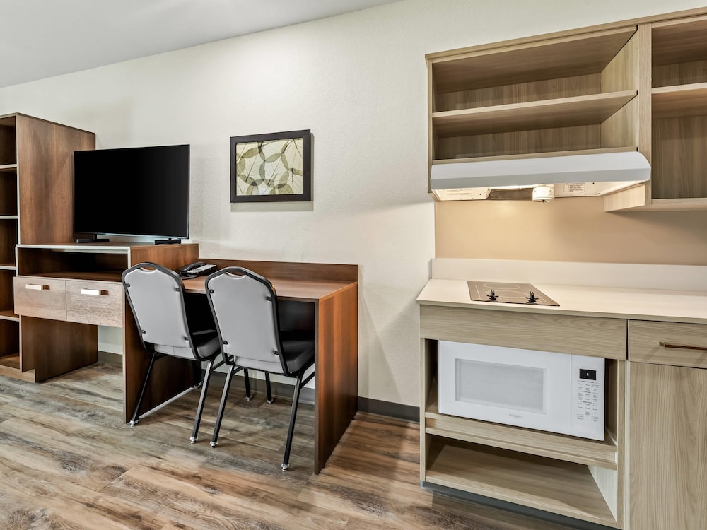 WoodSpring Suites Prattville - Montgomery North 33/42