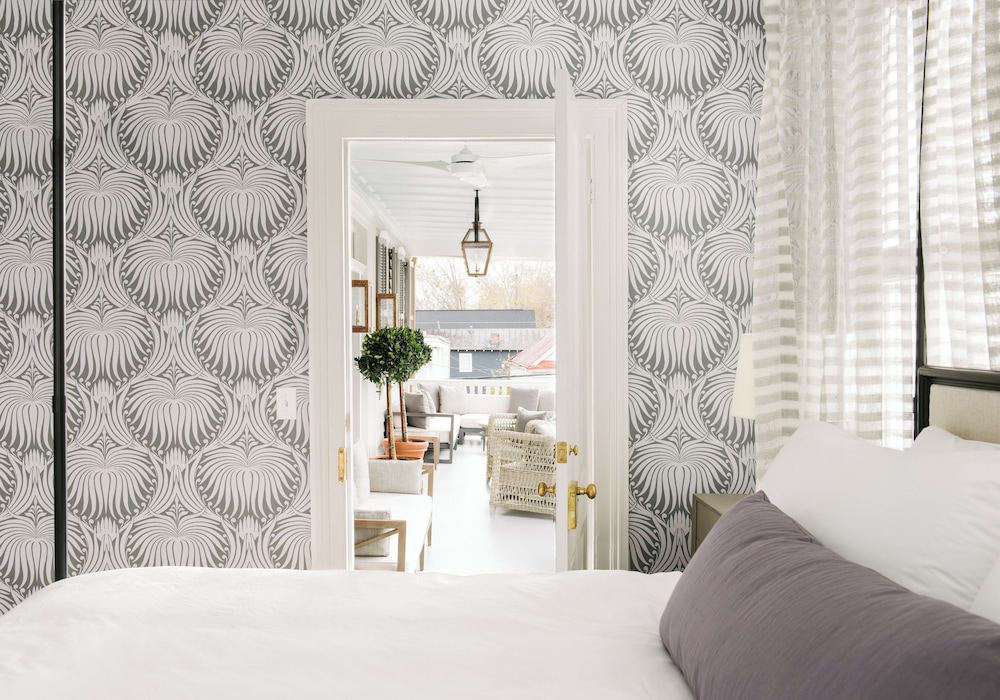 DESIGN, KING BED