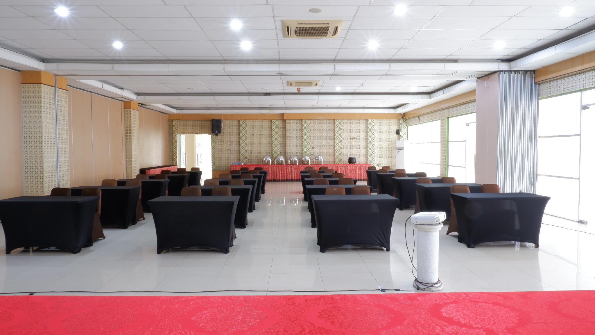 Sutan Raja Hotel Kolaka 29/35