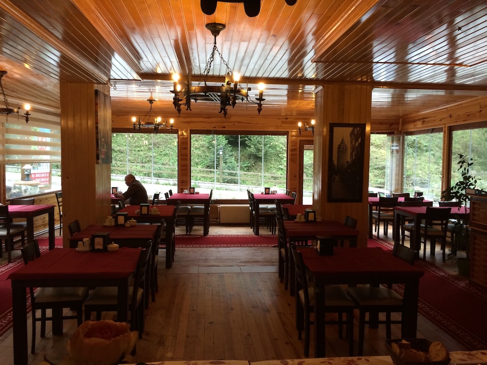 Meric Otel Uzungol 44/52